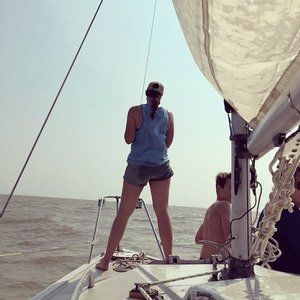 Meet your Posher, Adrienne